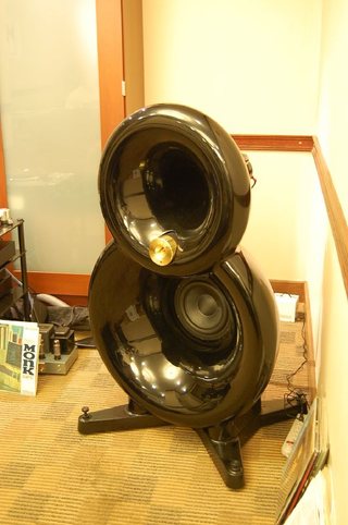 Illustration for article titled Extra Big Ass Speaker Gallery